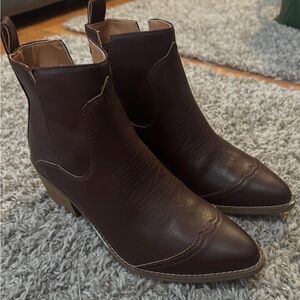 Women’s Code West Brown Faux Leather Western Ankle Boots Size 7 Worn Only Once